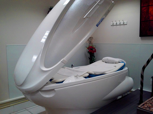 Oxygen Steam Bath Collage and Experience